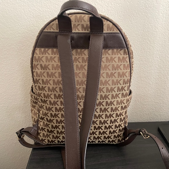 MK - backpack - Picture 2 of 8